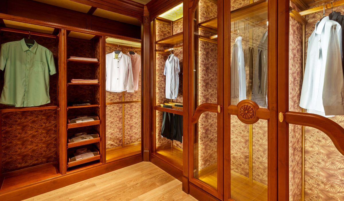 Choosing the Right Size Armoire Based on Your Clothing Collection
